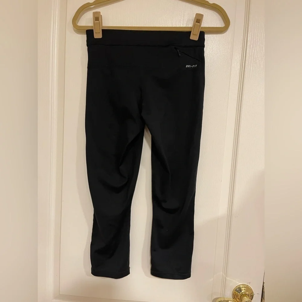 Nike black dri